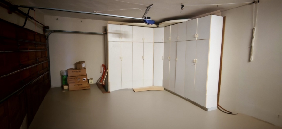 3 Bedroom Property for Sale in Dana Bay Western Cape